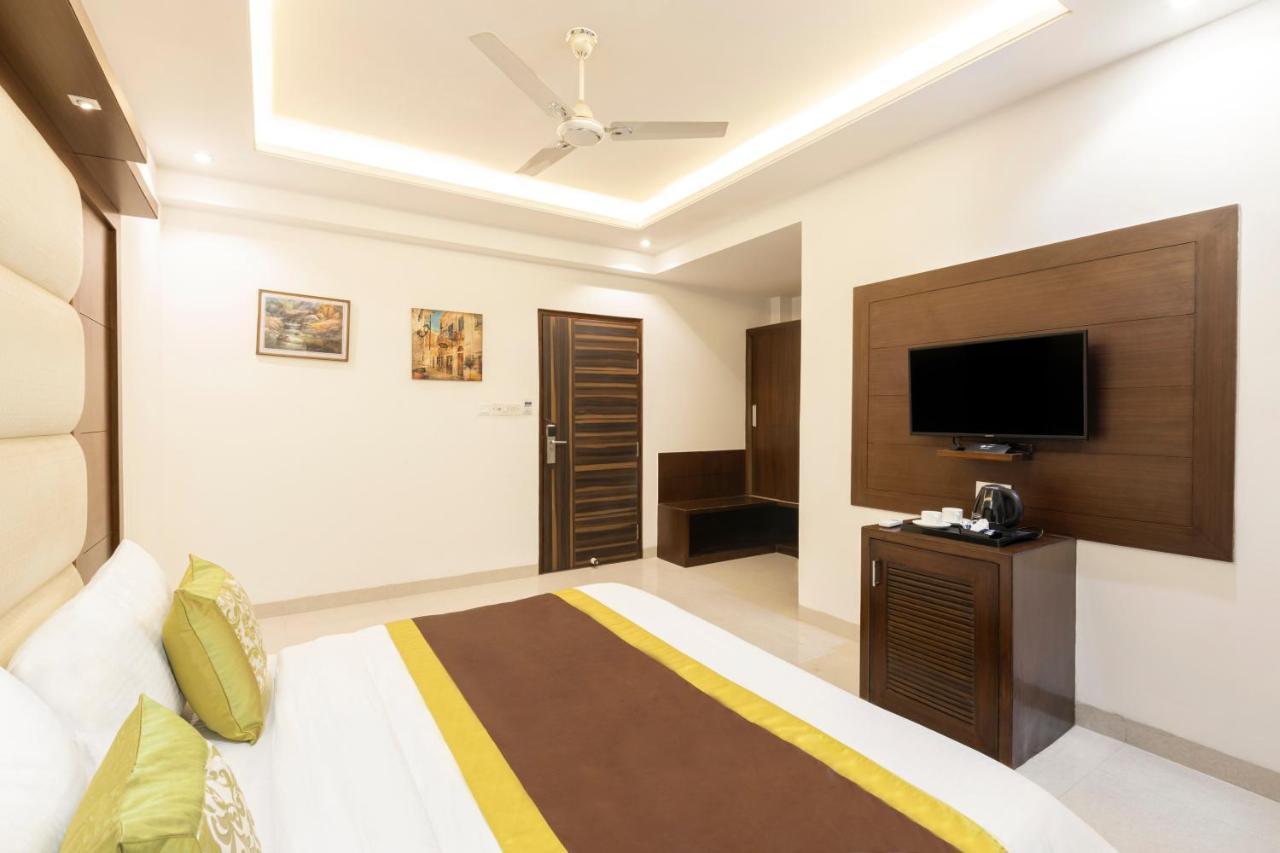 Hotel Star By Star Group- Near Delhi Airport New Delhi Luaran gambar
