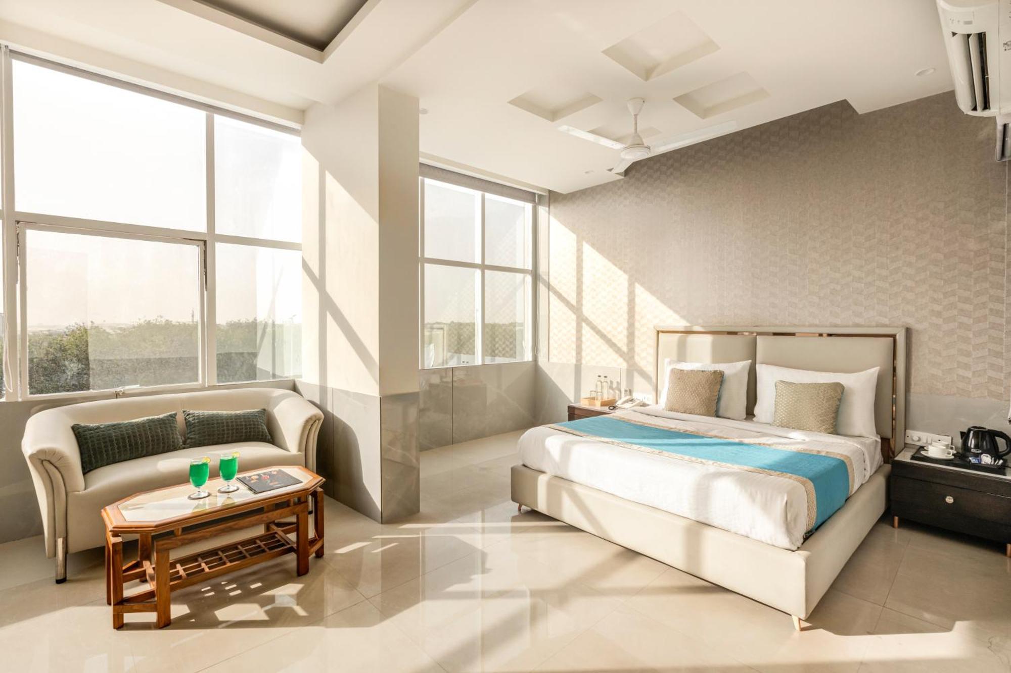 Hotel Star By Star Group- Near Delhi Airport New Delhi Luaran gambar