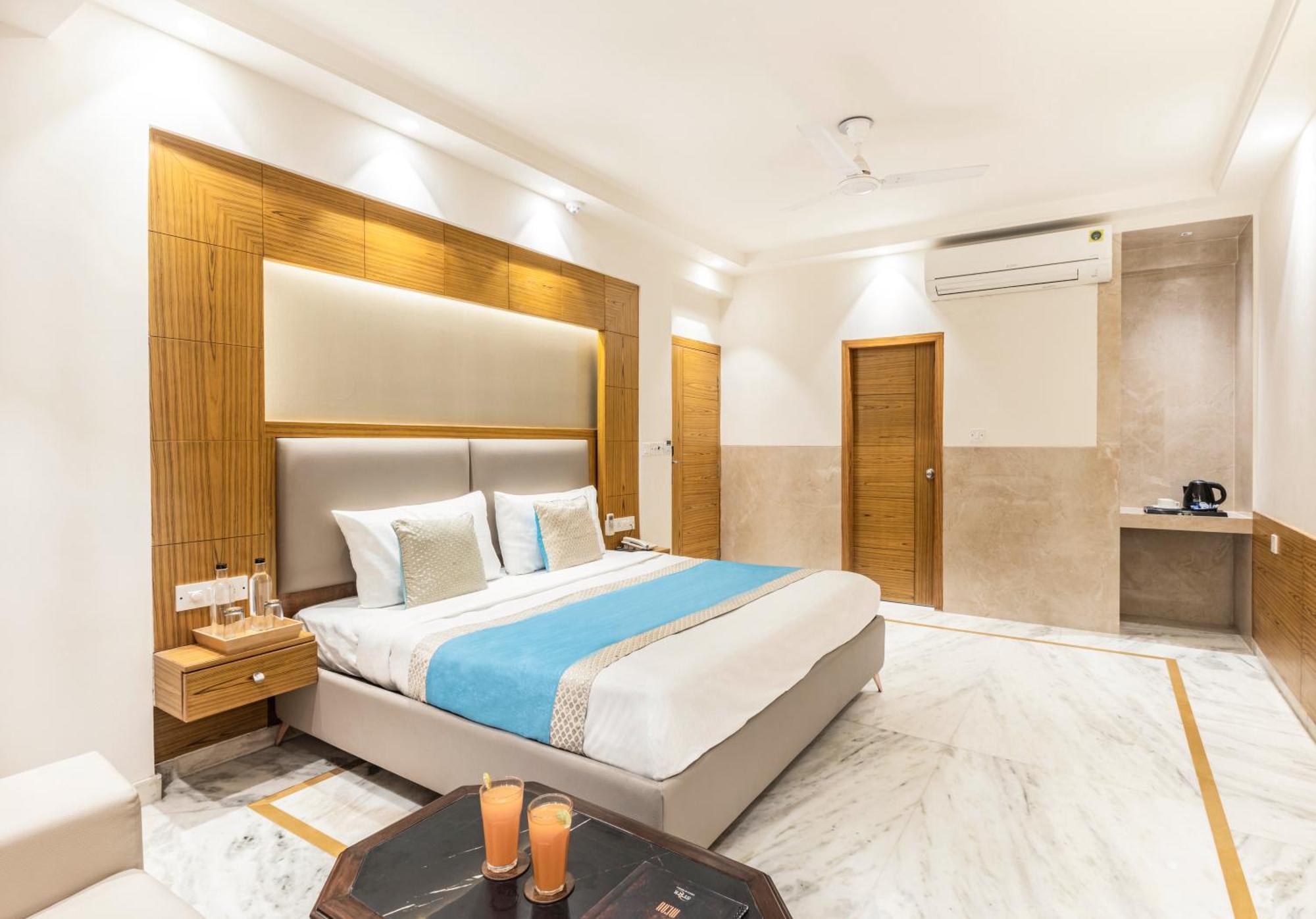 Hotel Star By Star Group- Near Delhi Airport New Delhi Luaran gambar