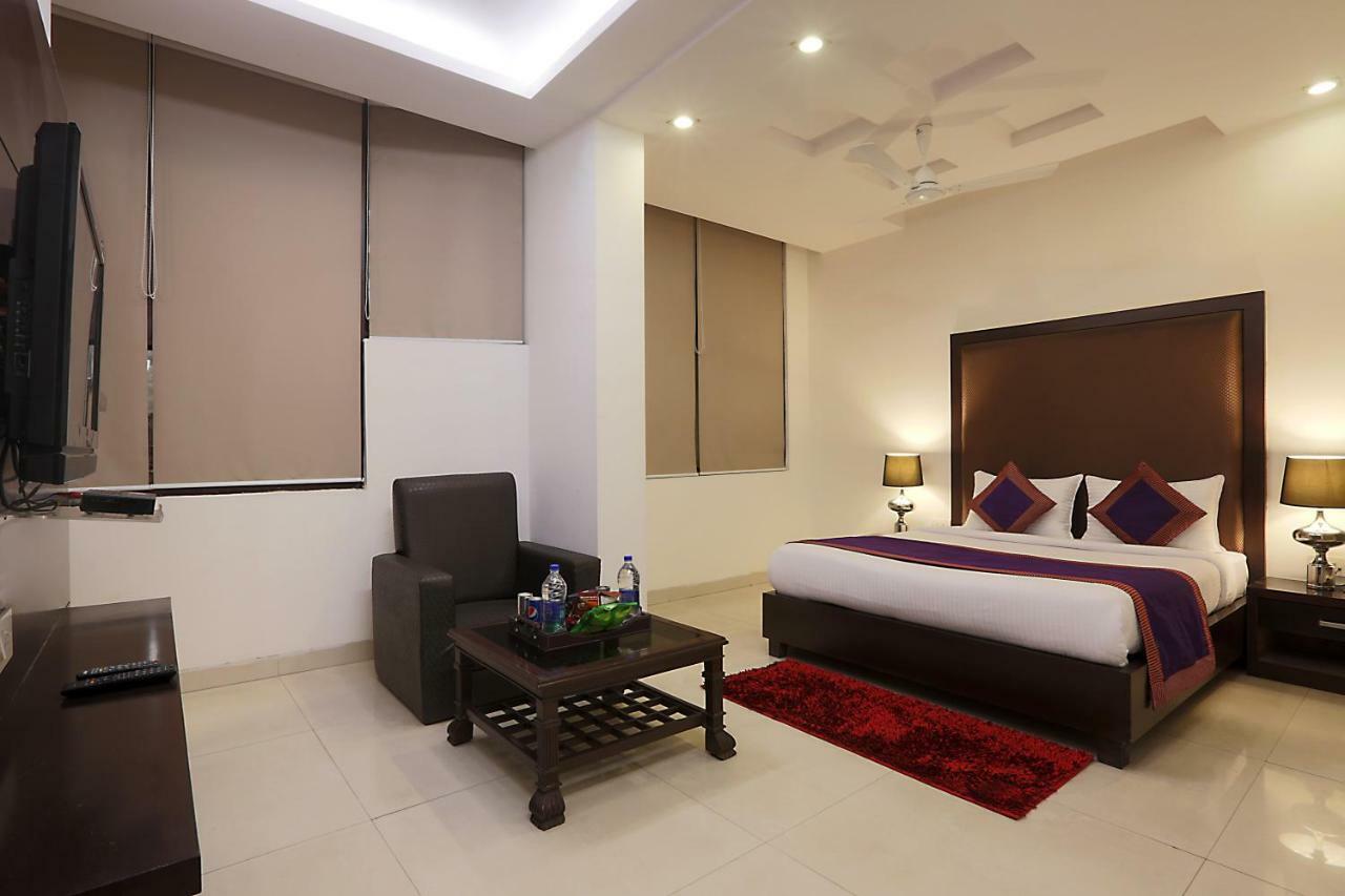 Hotel Star By Star Group- Near Delhi Airport New Delhi Luaran gambar